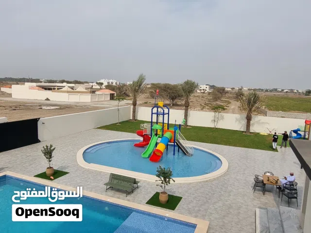 2 Bedrooms Chalet for Rent in Al Batinah Barka