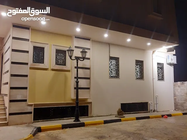 145 m2 4 Bedrooms Apartments for Rent in Tripoli Al-Serraj