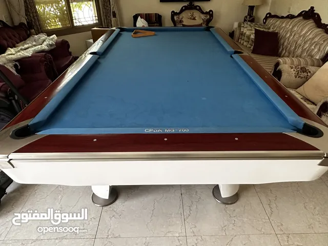 للبيع طاولة بلياردو فخمة لون الخلق ازرق