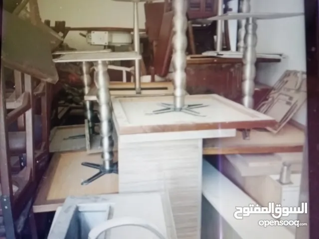 طاولات وكراسي وبردات ومجلى ستنانلس ستيل للبيع