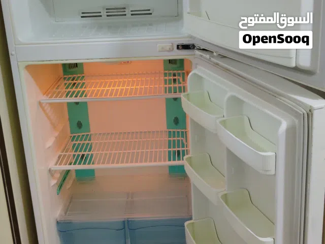 للبيع ثلاجه دايو18 قدم بحاله ممتازه حجم متوسط استخدام بحاله ممتازه معا التوصل التشغيل والكفاله