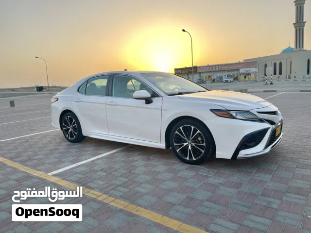 2019 تويوتا كامري SE