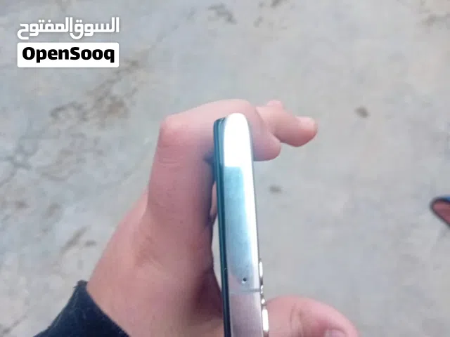s22ultra للمراوس ب s22ultra مبدل ضهر اي شي عادي بي فطر اهم شي الشاشه ما امبدل و انطيك فرق