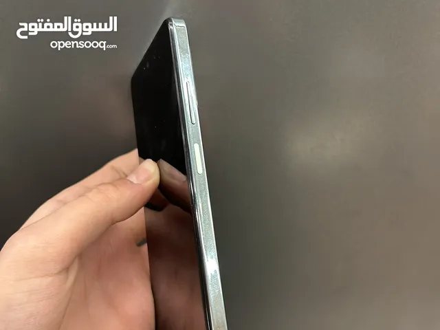 HOT 40i ذاكره 128