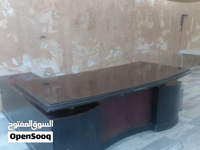 طاولة مكتب مدير