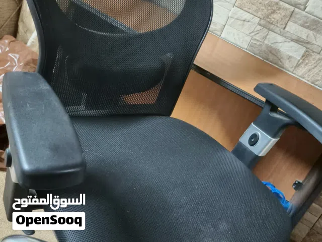 كرسي شبك ايطالي ومعكتب