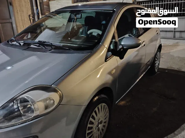 فيات بونتو 2011