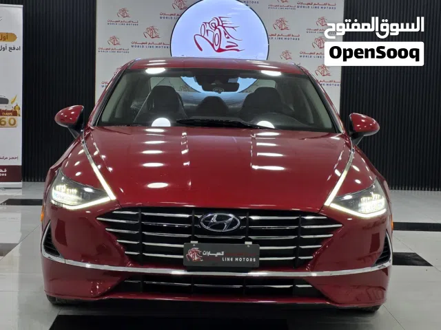 Hyundai Sonata موديل 2021 سيارة عصرية بتصميم رياضي جذاب وأداء اقتصادي ممتاز... مناسبة