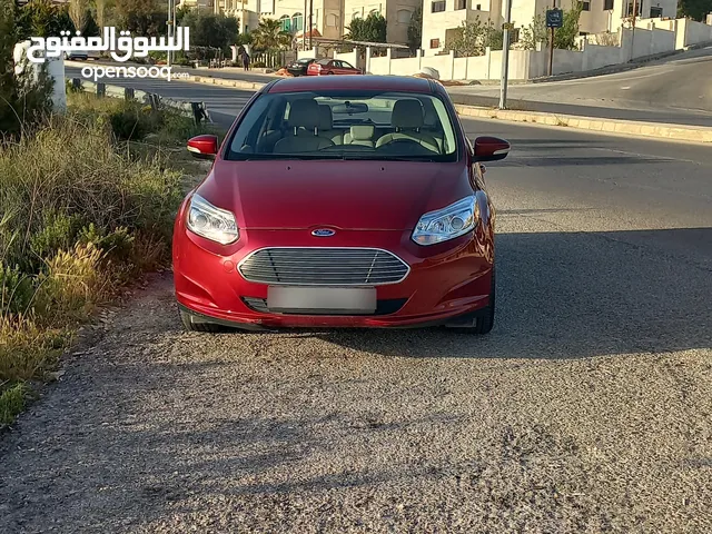 فورد فوكس كهربائي كامل ممشى قليل للباحثين عن سياره راقيه وقويه جدا وتحمل مواصفات راقيه