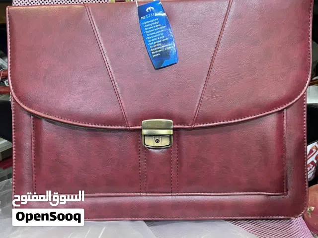 حقيبة أعمال جديدة بتصميم كلاسيكي