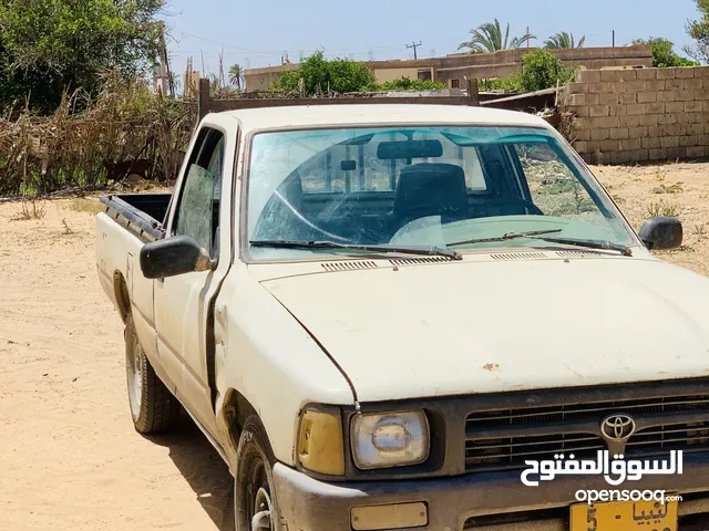 Used Toyota Hilux in Al Maya