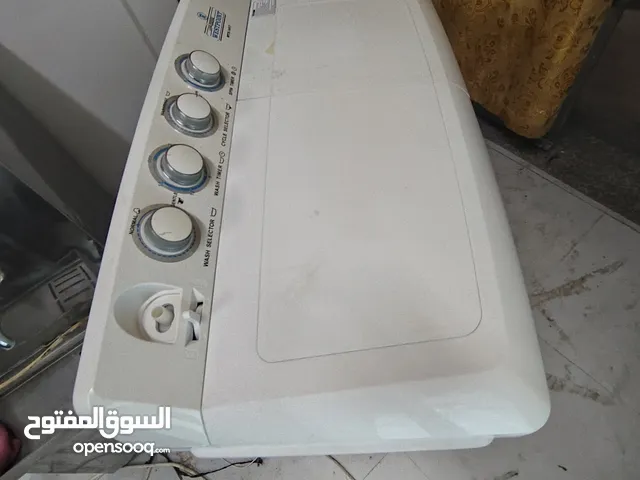 waste point washing and drying machine 20 kg very good condition and good working other brands