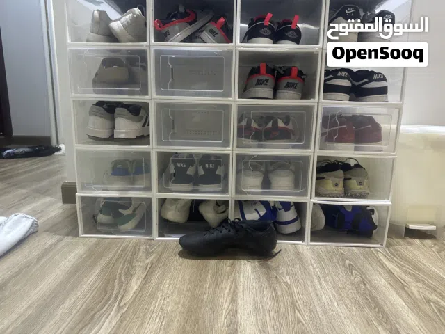 Shoes from size 41-43 read caption