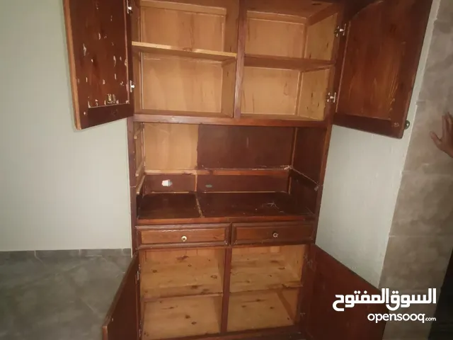 Vitrine بجودة ممتازة خاصة للملابس والاغراض الطول