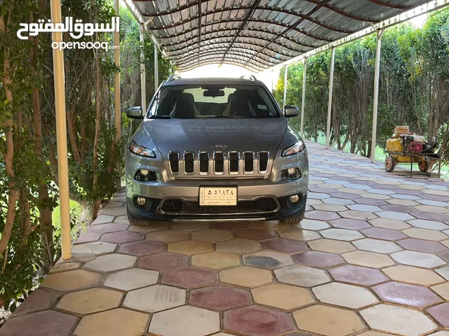 Used Jeep Cherokee in Diyala