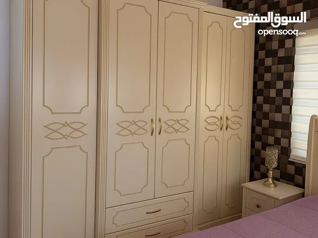 غرفة زان كامل باربد مع طقم كنب وطاولته خشب زان