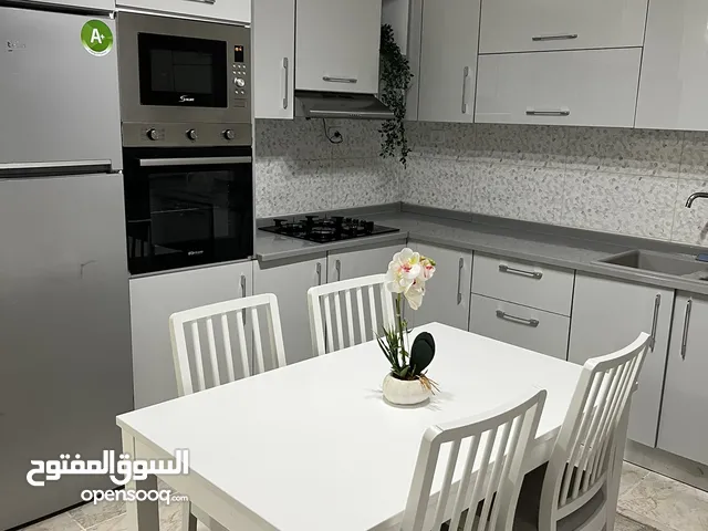 175m2 3 Bedrooms Apartments for Sale in Tripoli Al-Sidra