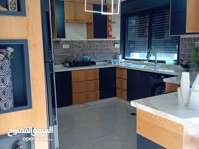 165 m2 3 Bedrooms Apartments for Rent in Ramallah and Al-Bireh Al Masyoon