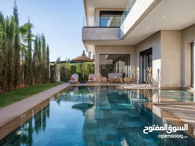 فيلا راقية للإيجار اليومي ب مراكش .