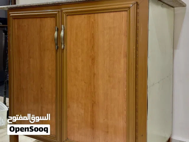خزانة مطبخ سفلية مع رخامة