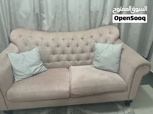 طقم كنب للبيع بسعر ممتاز