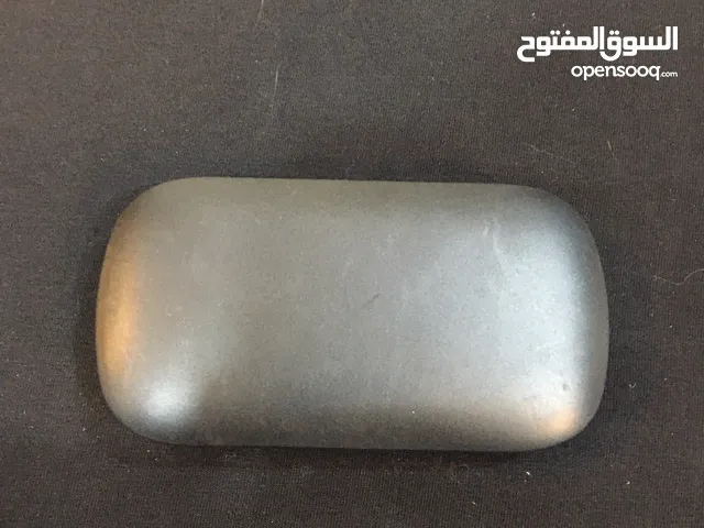 سماعة رجال اعمال مقاومة للمياه مع حافظة شحن