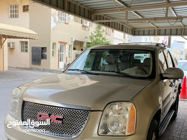 GMC Yukon 2008 in Southern Governorate