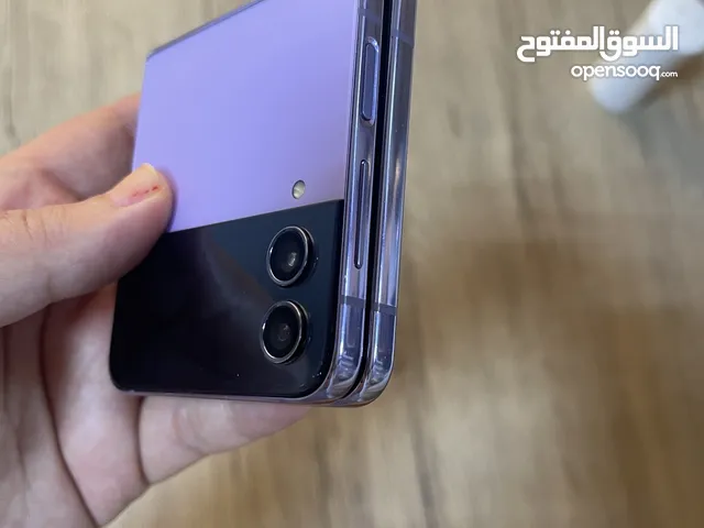 Samsung Galaxy Z Flip 4 512 GB in Basra