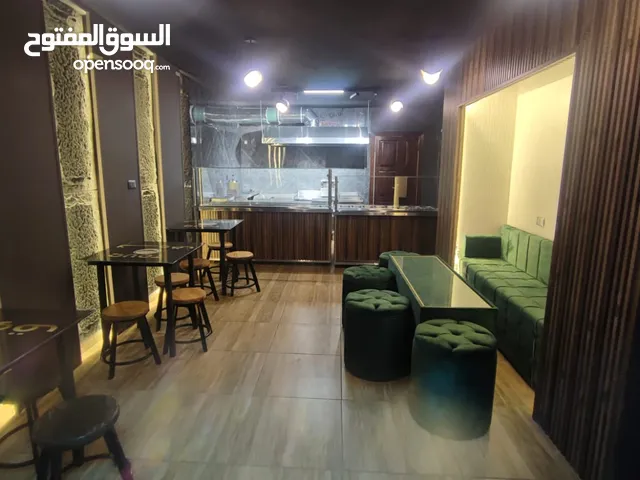 مطعم للبيعتم تخفيض السعر وللجادين قايل للتفاوض