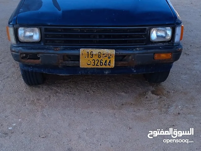 Used Toyota Hilux in Nalut