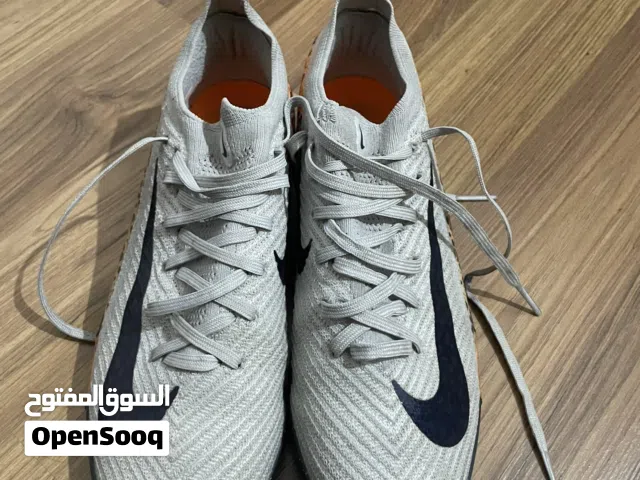 حذاء  اصلي كرة قدم حبيبات nike mercureal