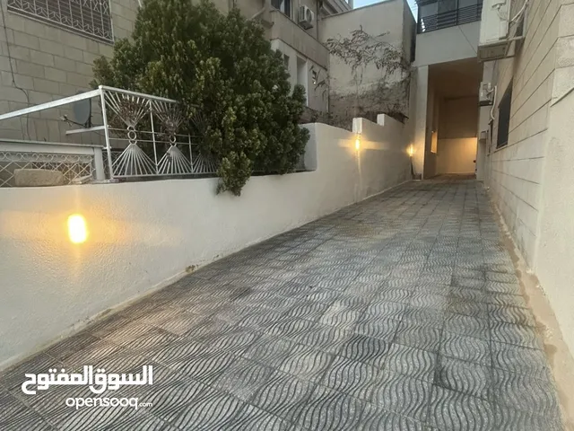 شقة للايجار في ارقى مناطق شميساني