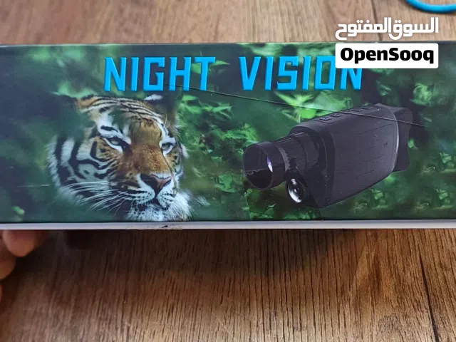 هذا المنتج هو منظار رؤية ليلية رقمي من نوع SilverCrest.يتميز بقدرة على التكبير الرقمي بمعدل 1x مع مس