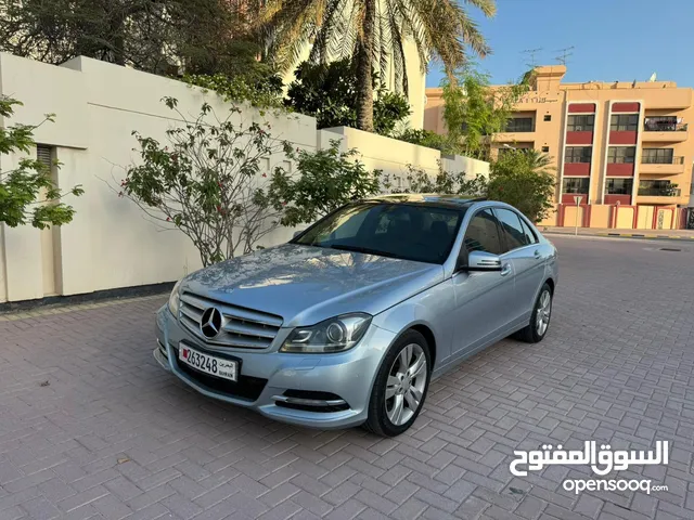 Mercedes Benz C-Class 2013 in Northern Governorate