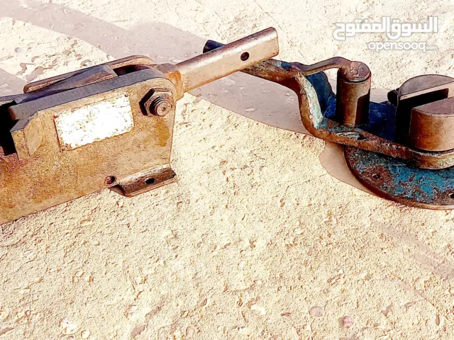 ماكينة قصاصت تل وماكينة تنايت تل للبيع