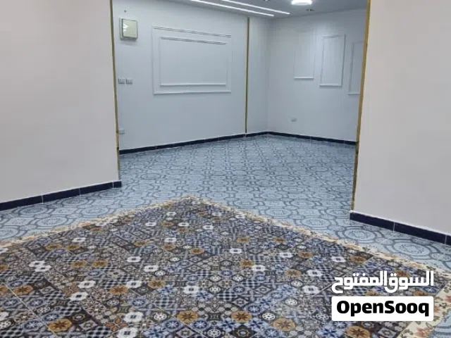 شقه للبيع تصلح للسكن الدائم والاستثمار