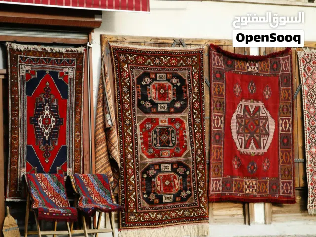 بناية تحتوي 7 محلات تجاريه ركن للبيع في العشار