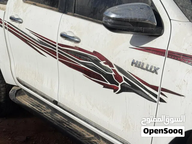 2024 Toyota Hilux GLX