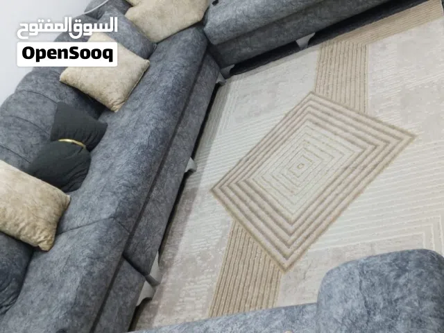 سجاد بحالة ممتازة