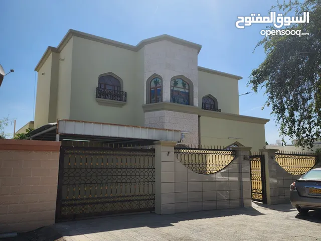 Villa for rent near to Nesto Mall and traffic lights فيلا للايجار قريبا من نسيتو و اشارات المعبيلة