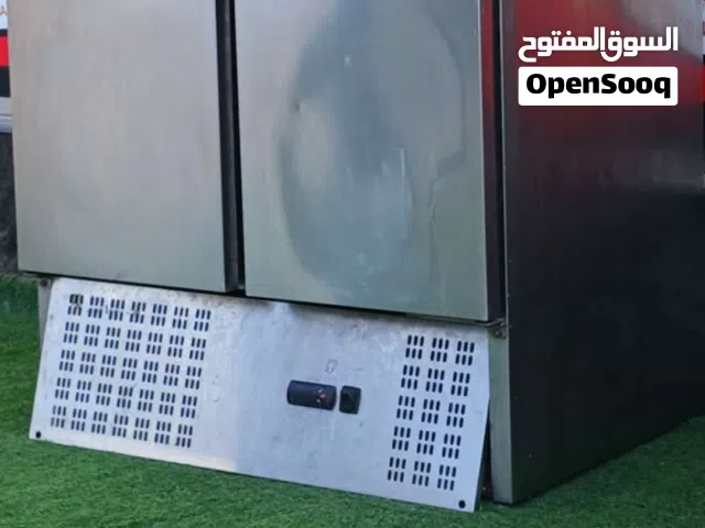 للبيع: براد مستعمل - الماتور خربان - 18 ريال فقط