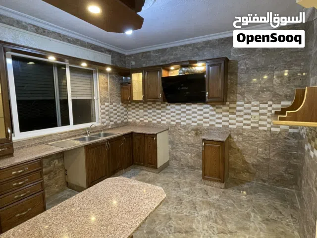 شقةً بشارع الوينك بسعر مغررري