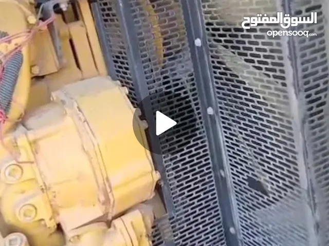 Generator caterpillar and Perkins 650 kva 2 piece 26000 kd only مولد كهرباء كاتربيلر و بيركنز 650 كي