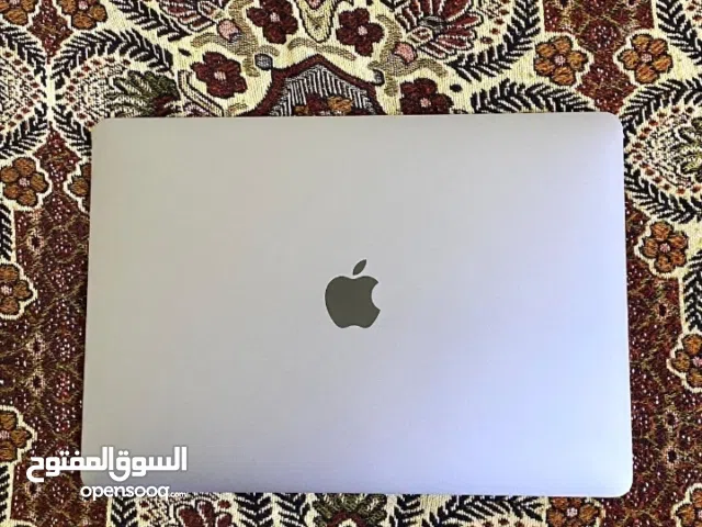 MacBook Pro 13- inch 2020
