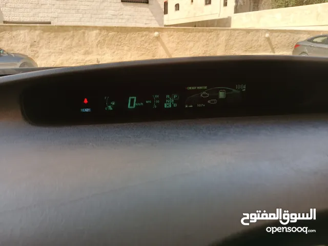 بريوس 2014 فل كامل عدا الفتحة