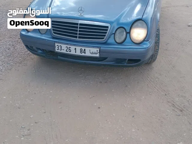 مرسيدس clk2002 محرك 23الاحمر وكنبيو عادي 6مارشات سياره ربي يبارك