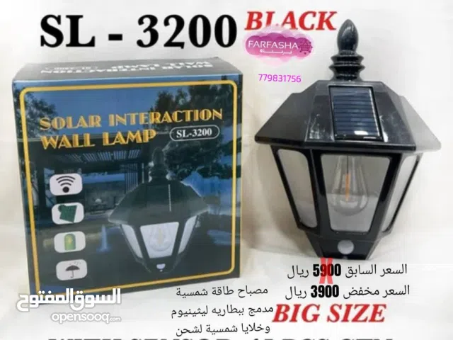 مصباح جداري يعمل بالطاقة الشمسية بشكل أنيق راقي وجذاب مدمج ببطارية ليثينيوم وخلايا شمسية لشحن