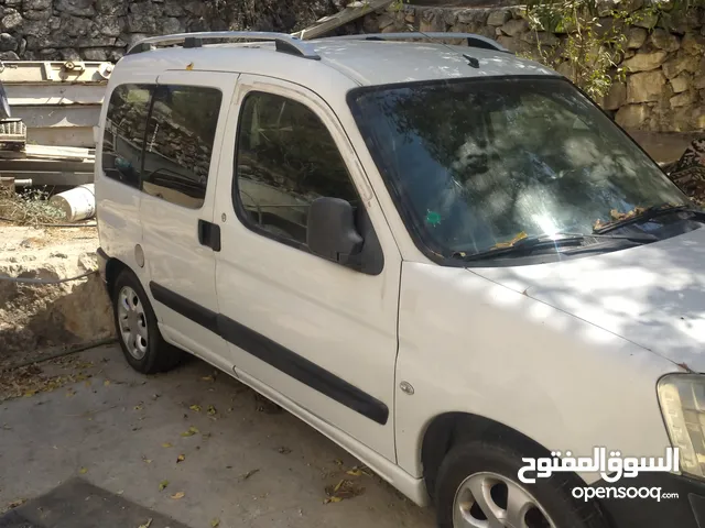 Used Peugeot Partner in Hebron