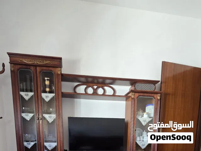 مكتبة للبيع عادي تحويل أو كاش ولا نص كاش ونص تحويل حاجة لاقوة إلا بالله