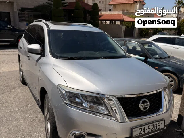 2017 Nissan Pathfinder SV